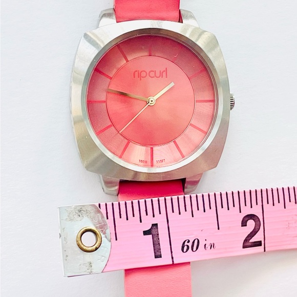 RIP CURL PINK WATCH—New Battery—Stainless Steel Case—NICE - Picture 9 of 13